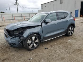  Salvage Volvo XC40