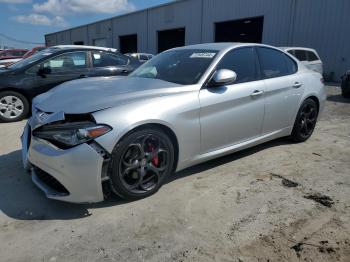  Salvage Alfa Romeo Giulia