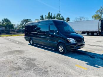  Salvage Mercedes-Benz Sprinter