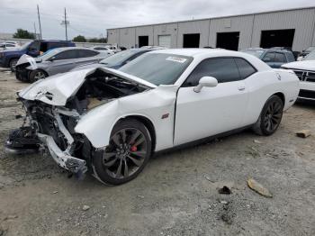  Salvage Dodge Challenger