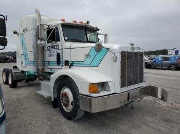  Salvage Peterbilt 377