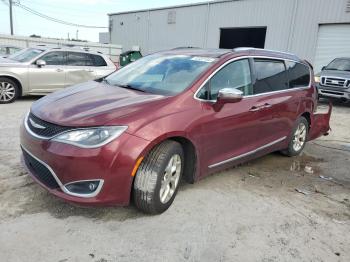  Salvage Chrysler Pacifica