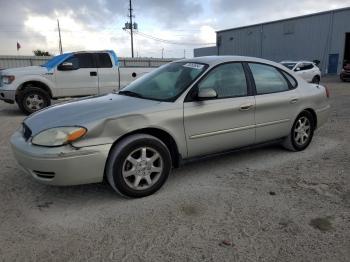  Salvage Ford Taurus