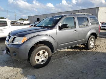  Salvage Nissan Pathfinder