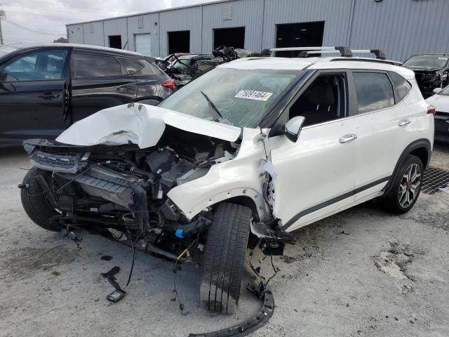  Salvage Kia Seltos