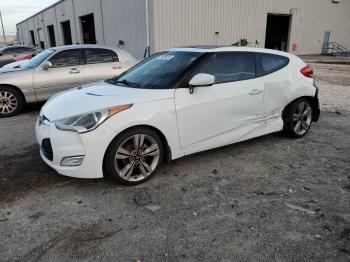  Salvage Hyundai VELOSTER