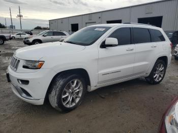  Salvage Jeep Grand Cherokee