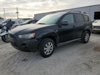  Salvage Mitsubishi Outlander