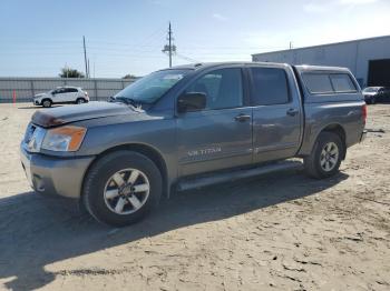  Salvage Nissan Titan