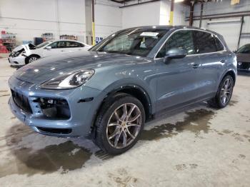  Salvage Porsche Cayenne