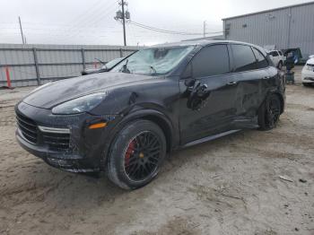  Salvage Porsche Cayenne