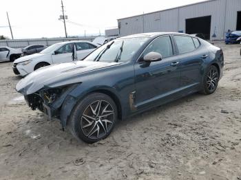  Salvage Kia Stinger