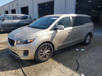  Salvage Kia Sedona