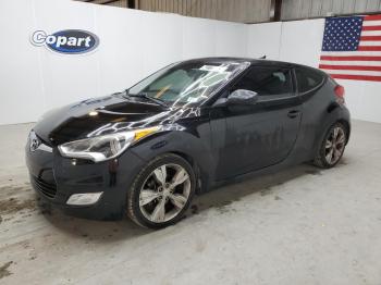  Salvage Hyundai VELOSTER