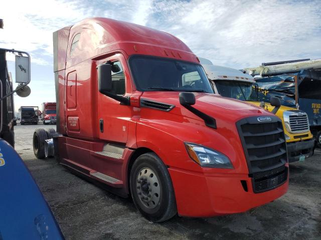  Salvage Freightliner Cascadia 1