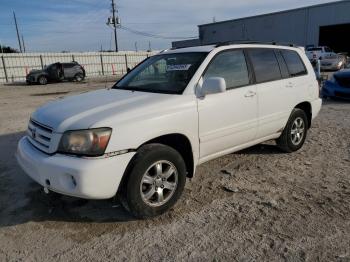  Salvage Toyota Highlander