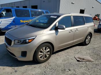  Salvage Kia Sedona