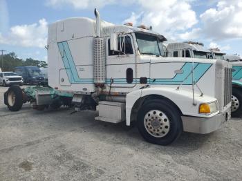  Salvage Peterbilt 377