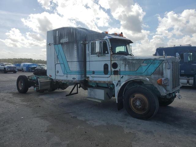  Salvage Peterbilt 379