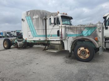  Salvage Peterbilt 379