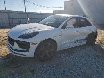  Salvage Porsche Macan Base