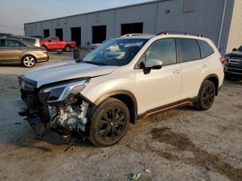  Salvage Subaru Forester