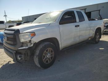  Salvage Toyota Tundra