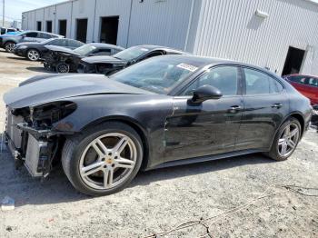  Salvage Porsche Panamera