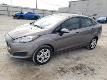  Salvage Ford Fiesta