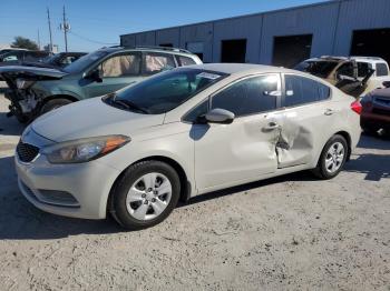  Salvage Kia Forte