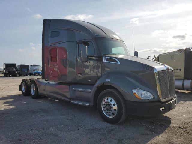  Salvage Kenworth T680