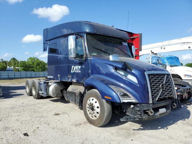  Salvage Volvo Vnl