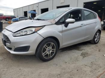  Salvage Ford Fiesta