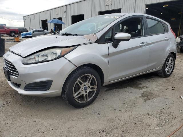  Salvage Ford Fiesta
