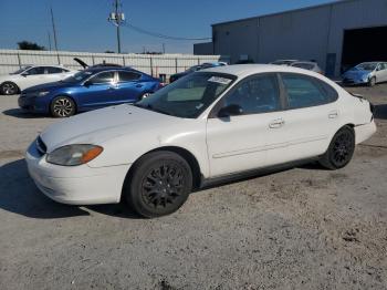  Salvage Ford Taurus