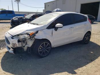  Salvage Ford Fiesta