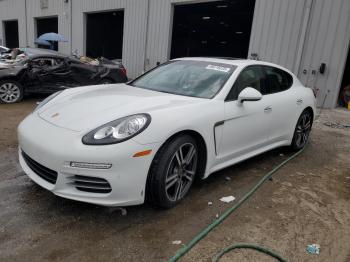  Salvage Porsche Panamera