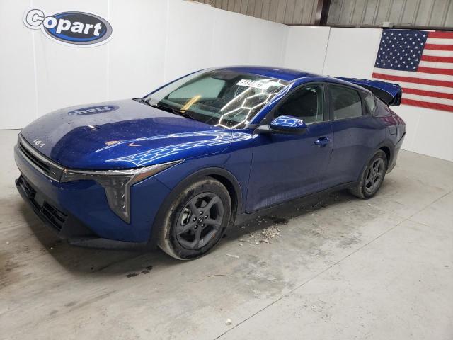  Salvage Kia K4 Lx