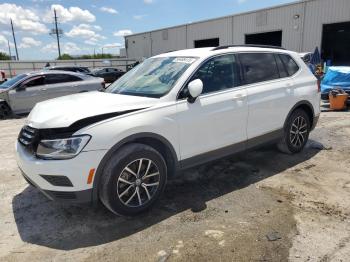  Salvage Volkswagen Tiguan