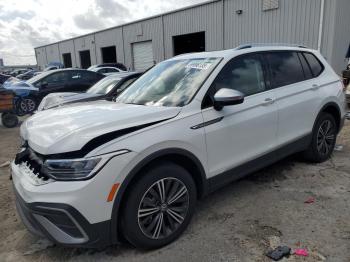  Salvage Volkswagen Tiguan