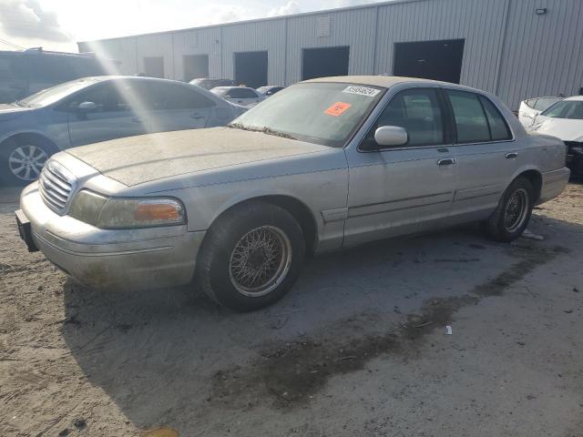  Salvage Ford Crown Vic