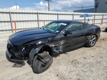  Salvage Ford Mustang