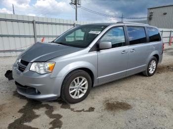  Salvage Dodge Caravan