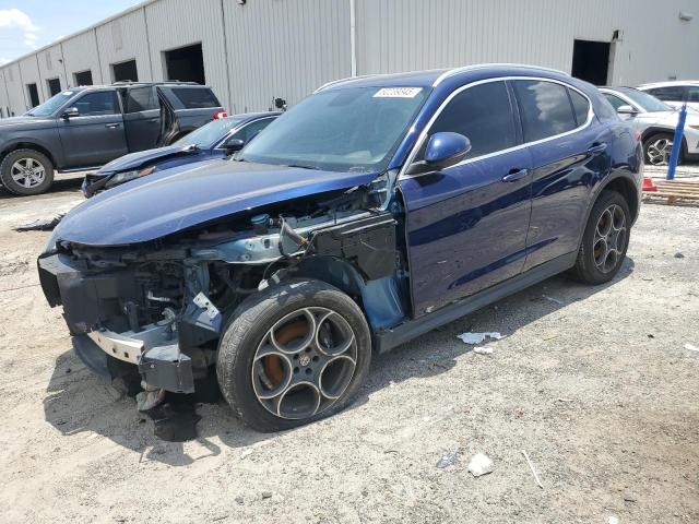  Salvage Alfa Romeo Stelvio