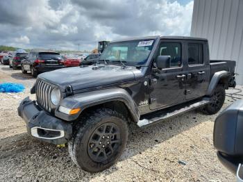  Salvage Jeep Gladiator
