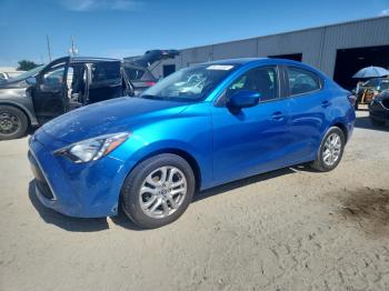  Salvage Toyota Yaris