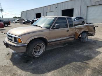  Salvage Chevrolet S-10