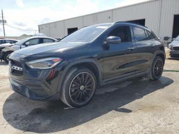  Salvage Mercedes-Benz GLA