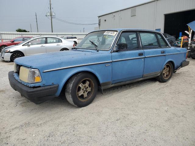  Salvage Volvo 244