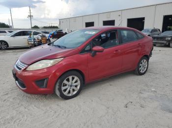  Salvage Ford Fiesta